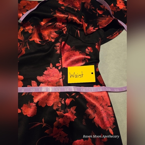 Floral Black and Red Dress - Picture 9 of 11